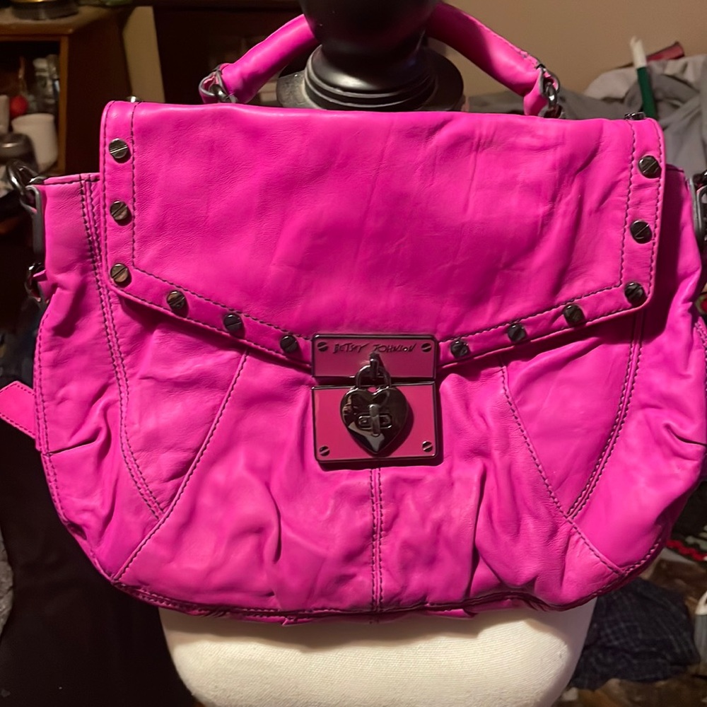 Betsy Johnson Beautiful Pink Fuscia colored bag like new